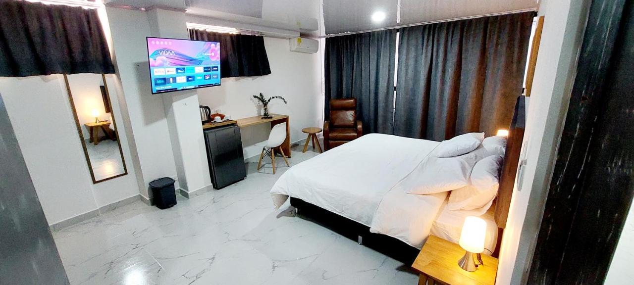 Hotel A & A Santa Alejandria Medellín Zewnętrze zdjęcie
